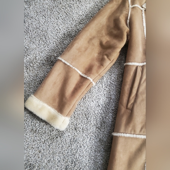 **SOLD ***Faux Suede & Shearling Winter Coat - Picture 5 of 12